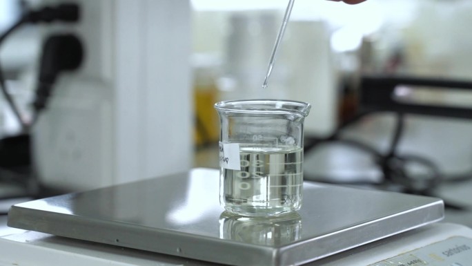 实验室液体称重做实验烧杯滴管