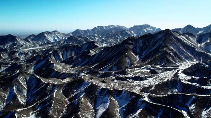 三关口贺兰雪山