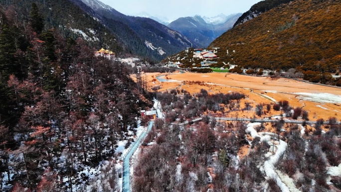 稻城亚丁冲古草甸圣水湖2