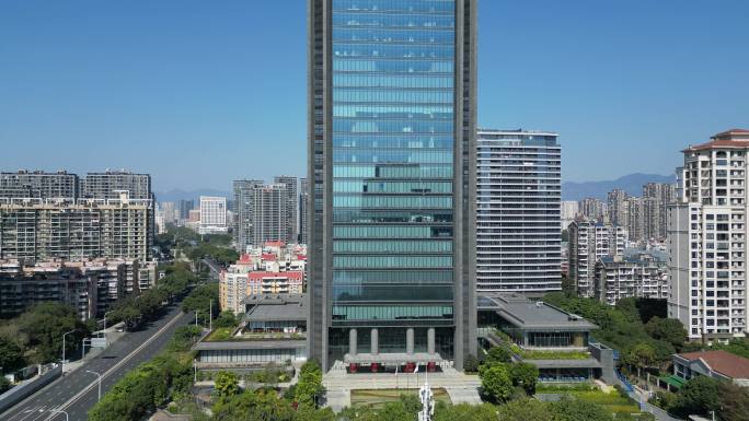 4K航拍中国建设银行大楼