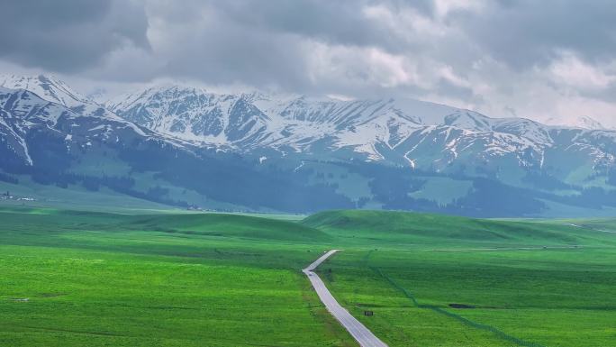 新疆那拉提空中草原