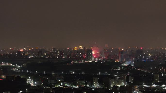 除夕夜城市乡村烟花