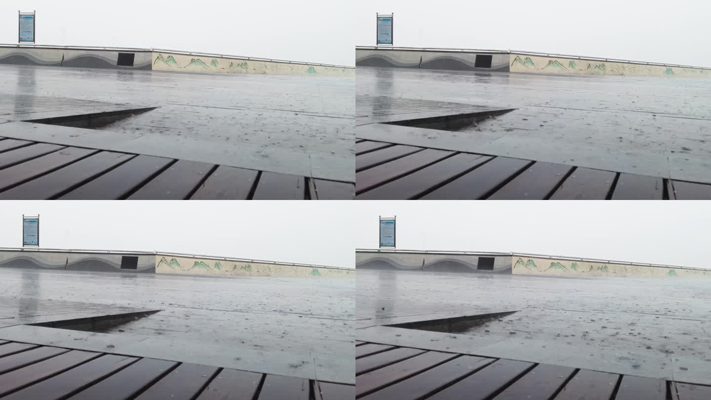 傍晚杭州钱塘江下暴雨空镜头