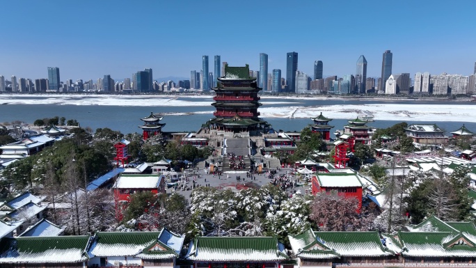 江西南昌滕王阁雪景