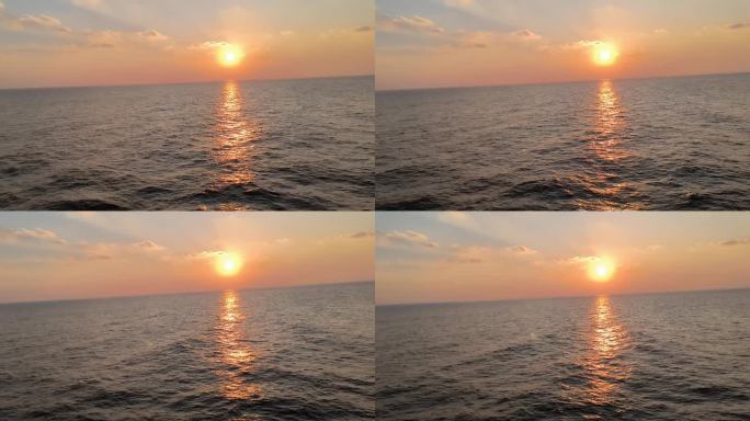 在大海游轮上看日落看日出朝霞彩霞晚霞