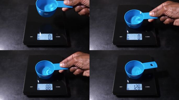 厨房食品秤LCD显示半杯水为125毫升