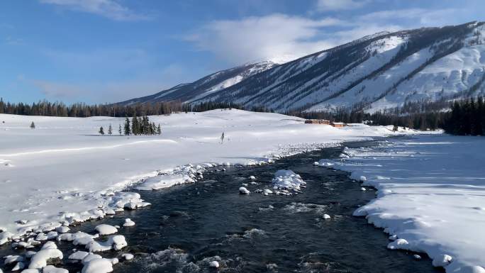 喀纳斯河谷 雪景 阿勒泰