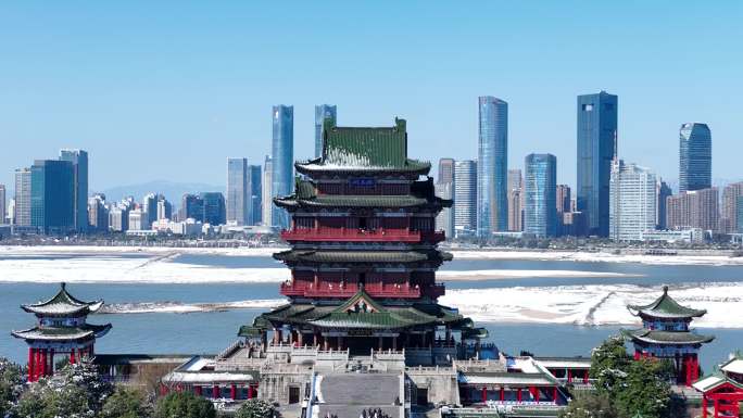 江西南昌滕王阁雪景