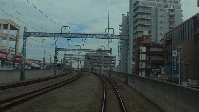 日本东京新宿小田急JR列车出发箱根