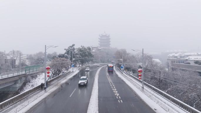 武汉大雪 黄鹤楼 长江大桥