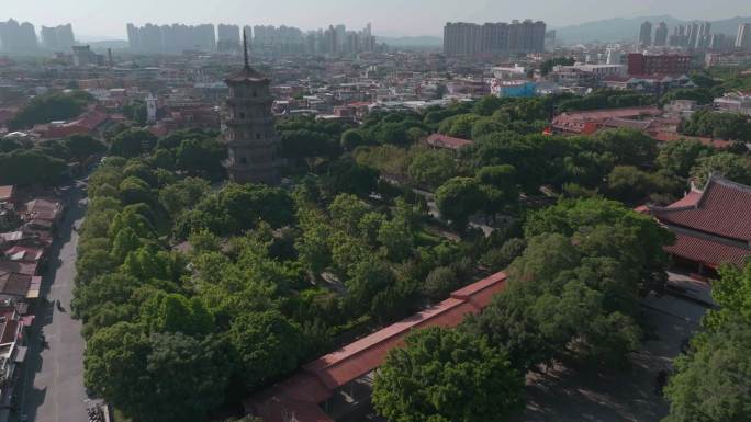 泉州东西塔 开元寺西街 航拍风光