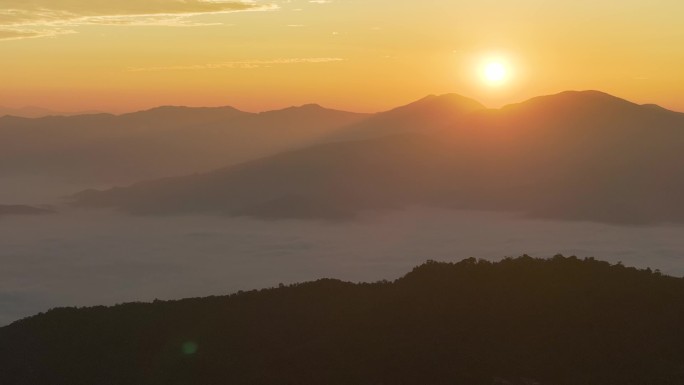 航拍景迈山云海日出