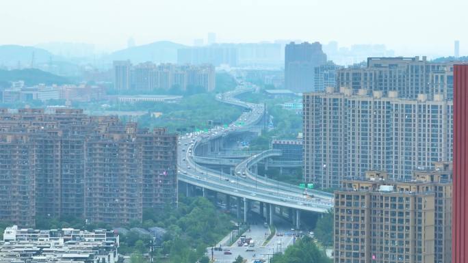 浙江省杭州市临平区望梅高架路车流城市风景