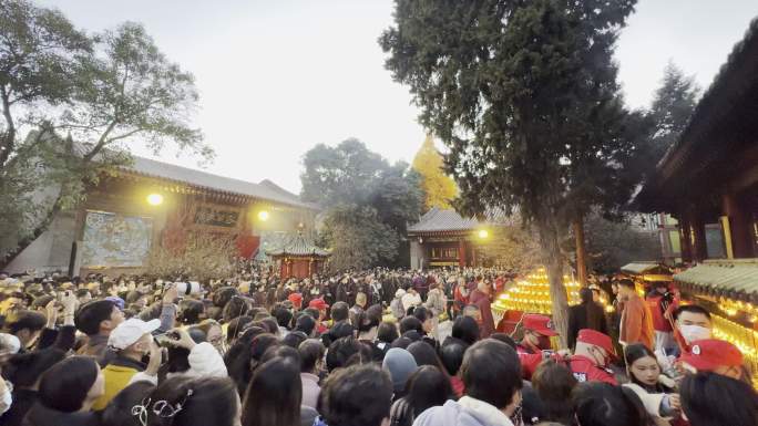 西安广仁寺燃灯节西安旅游西安广仁寺实拍