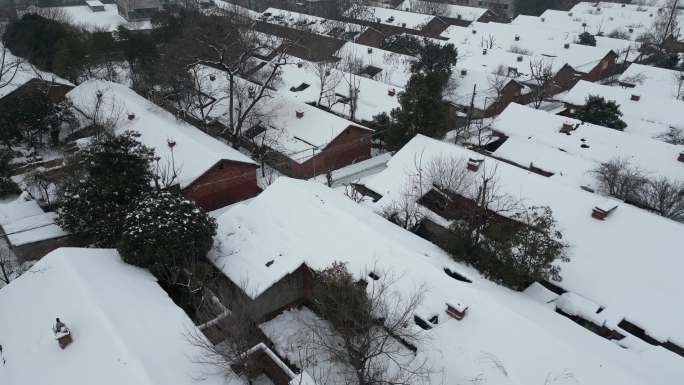 老城区 老房子 城中村 城市雪景 航拍