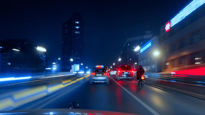 开车主观 穿梭城市夜景