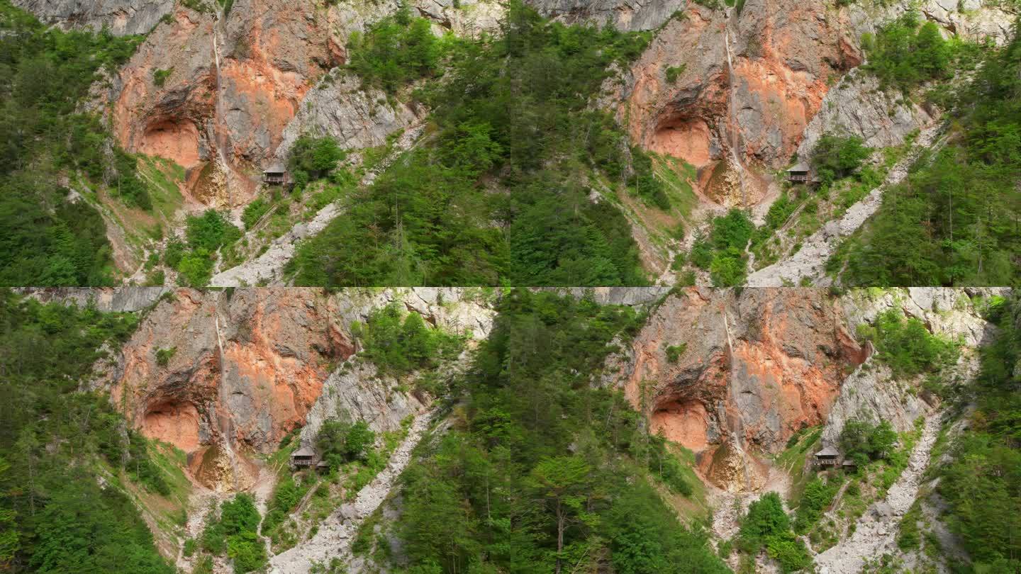 斯洛文尼亚洛加尔山谷的林卡瀑布鸟瞰图