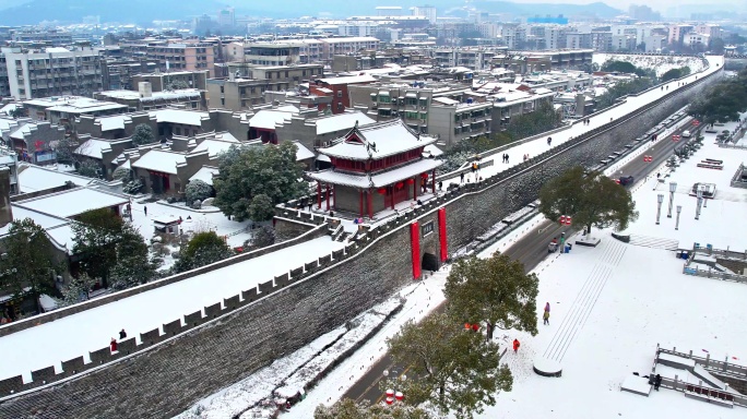 航拍襄阳古城北街小北门雪景临汉门雪景