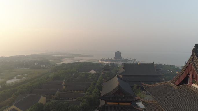 4k航拍阳澄湖畔重元寺地标古寺庙