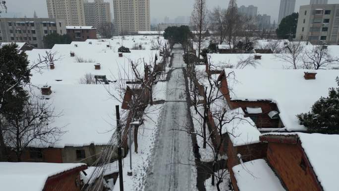 老城区 老房子 城中村 城市雪景 航拍