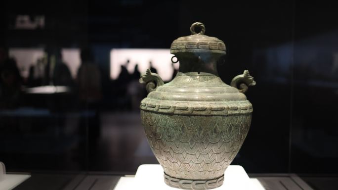 春秋晚期牺尊，上海博物馆藏青铜器