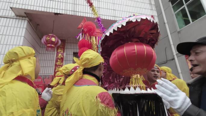 中国南方新年板凳龙年俗活动