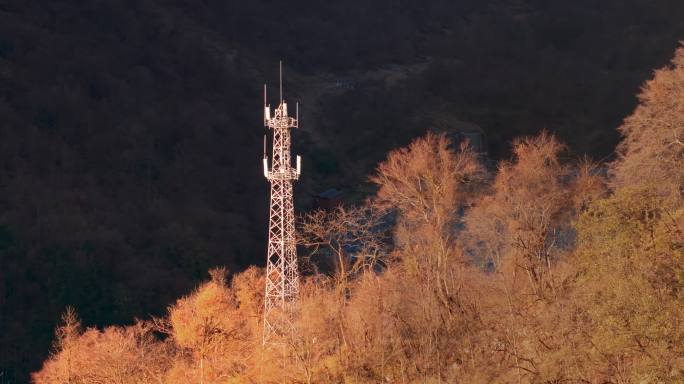 移动电信联通信号基站网络基站 干燥的山野