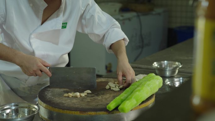 竹笋美食、切竹笋、炒菜