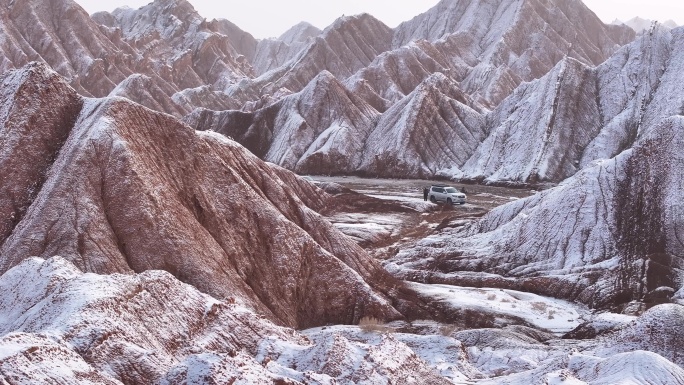 天山南北最美的红层峡谷