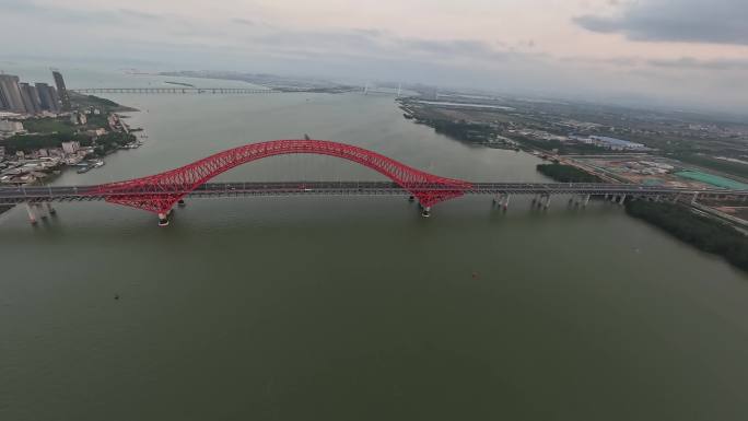 夕阳下的南沙明珠湾大桥