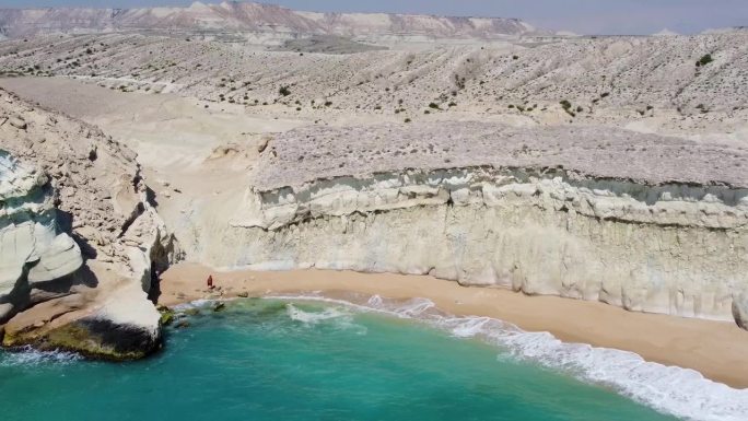 绿色海湾港口沿海海沙海滩热带沙漠气候霍尔木斯岛奇妙的自然景观伊朗阿曼卡塔尔多哈沙特阿拉伯当地人民传统