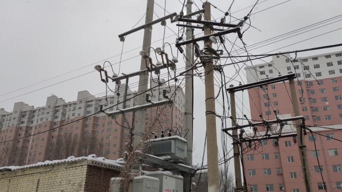 下雪天 电路 变压器 电力 雪地