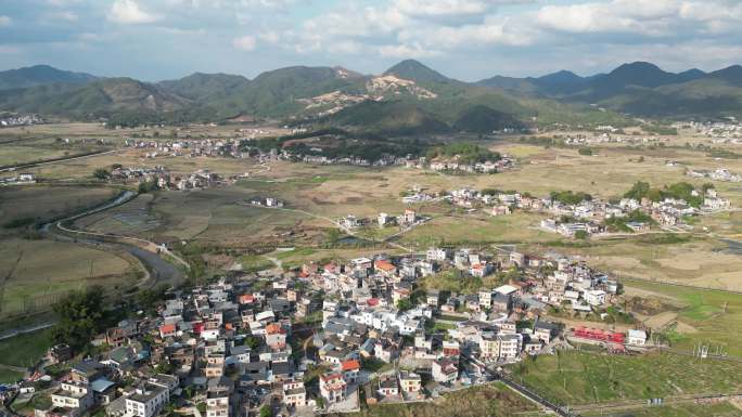 乡村大景  东源县追龙现场