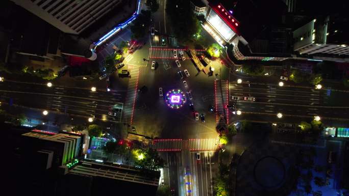 盐城大铜马夜晚市中心航拍