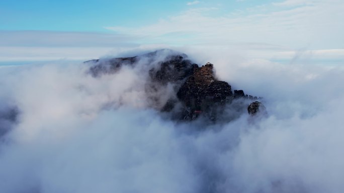 高山云海雪景仙境