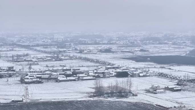 航拍小镇城市平原建筑学校民房城镇农村雪景