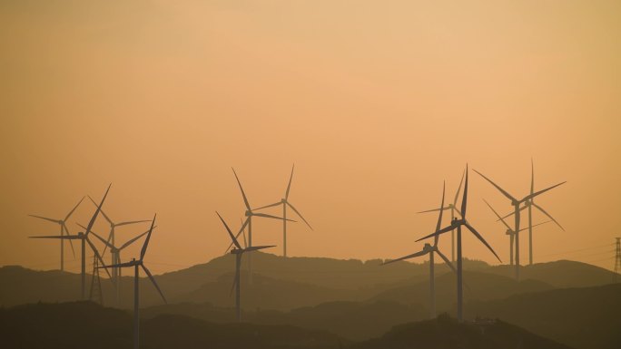 福建平潭夕阳余晖风车实录-