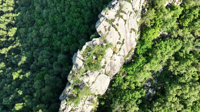 俯拍喇嘛山岩石山石石砬子