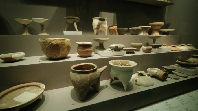 南京博物院文物展览陶器玉器史前文化看展