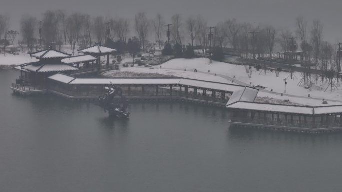 2024龙年西安地标昆明池七夕公园雪景