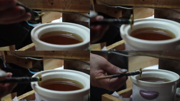 贵州省 蜡染制作过程 绘制蜡染图案的蜡刀