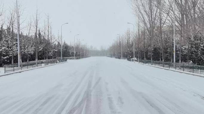 交通道路降雪视频空镜素材