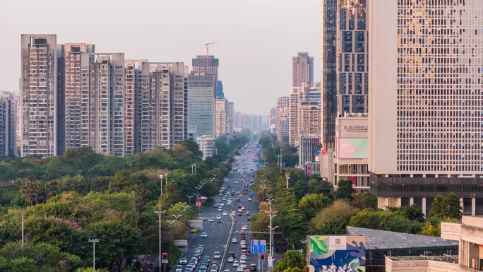 城市中一条大道车流延时