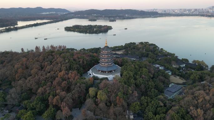 杭州西湖雷峰塔航拍雷锋夕照