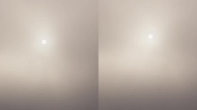 海面笼罩在浓雾中，只有微弱的阳光，由于能见度低，航行变得困难。股票视频