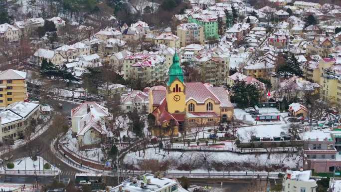 雪后青岛基督教堂