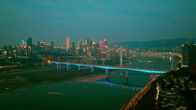 重庆菜园坝拍渝中方向夜景
