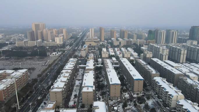 光山雪景航拍城市1