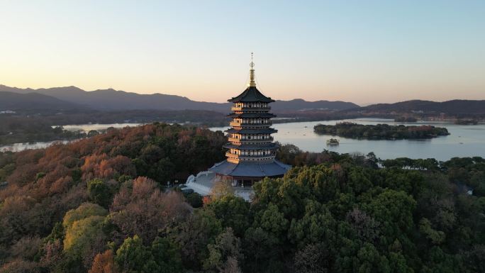 杭州西湖雷峰塔航拍雷锋夕照