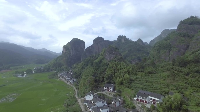 湖南崀山丹霞地貌 田园山村 山林航拍4K